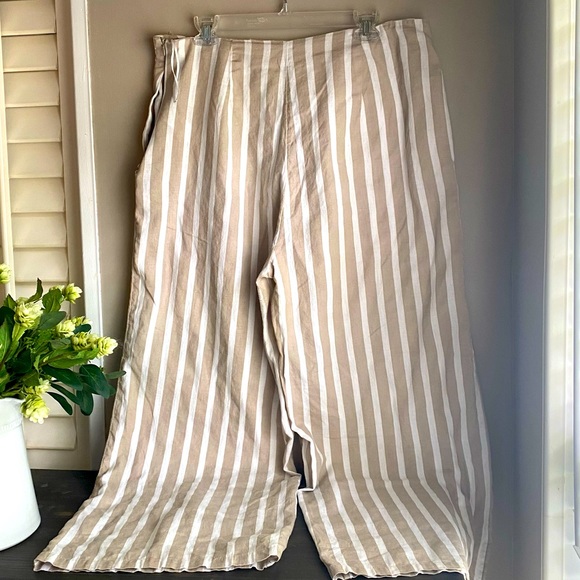New Look Pants - New Look high waisted wide leg pants in camel stripe